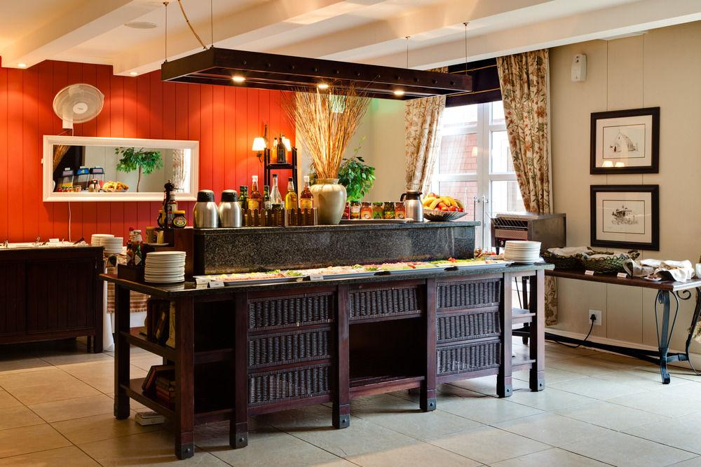 Protea Hotel By Marriott Mahikeng Mafikeng Exterior photo