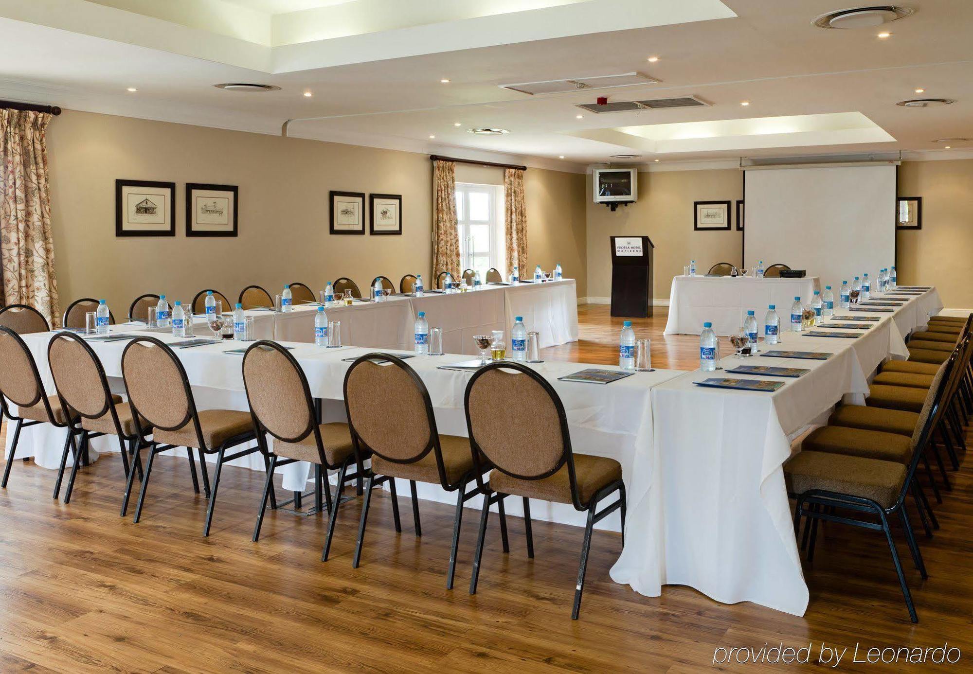Protea Hotel By Marriott Mahikeng Mafikeng Exterior photo